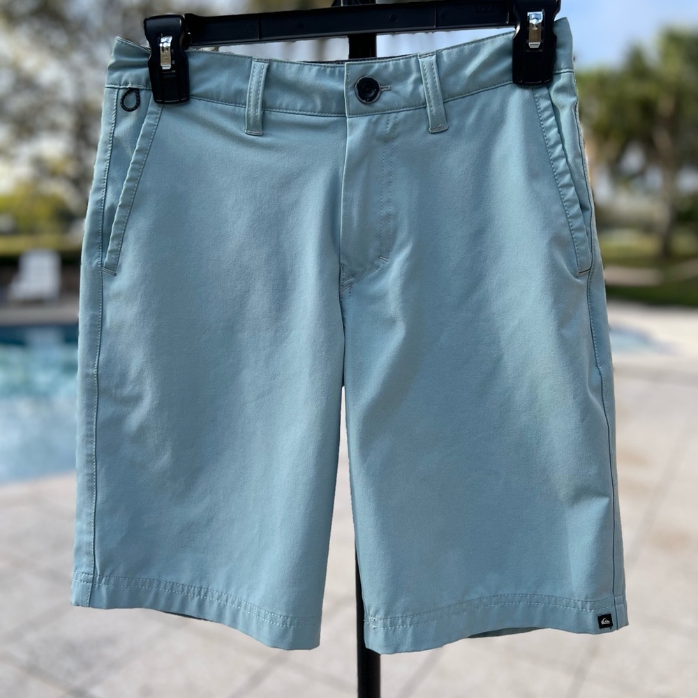 Quicksilver Amphibian Hybrid Board Swim Shorts in Light Blue size 26